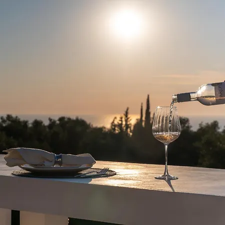 Vila Capo Lefkada 71 - Sea View - Two Private Pools